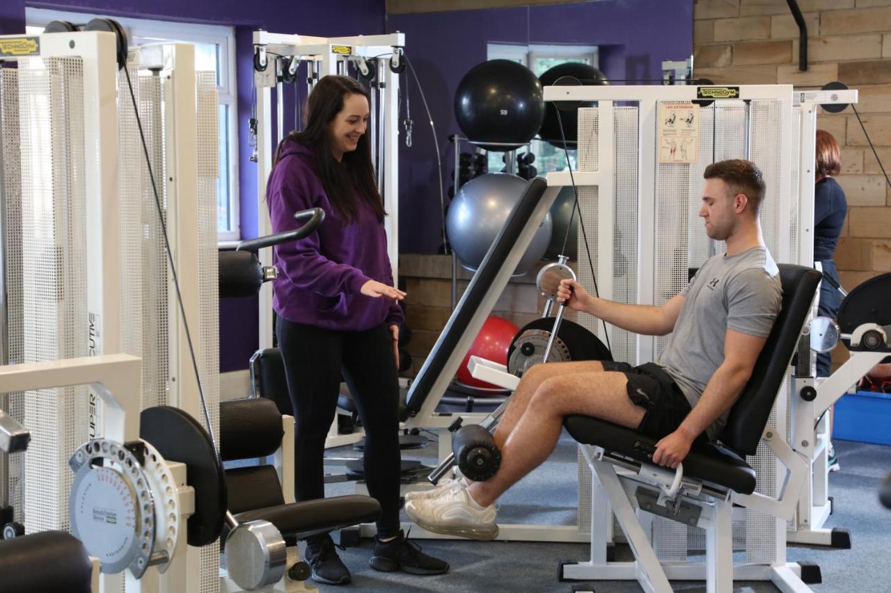 Burnley North Oaks Hotel And Leisure Club Екстер'єр фото
