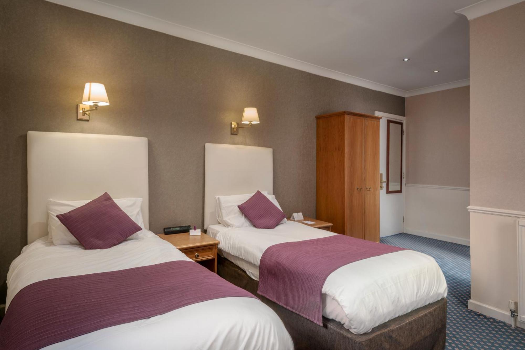 Burnley North Oaks Hotel And Leisure Club Номер фото