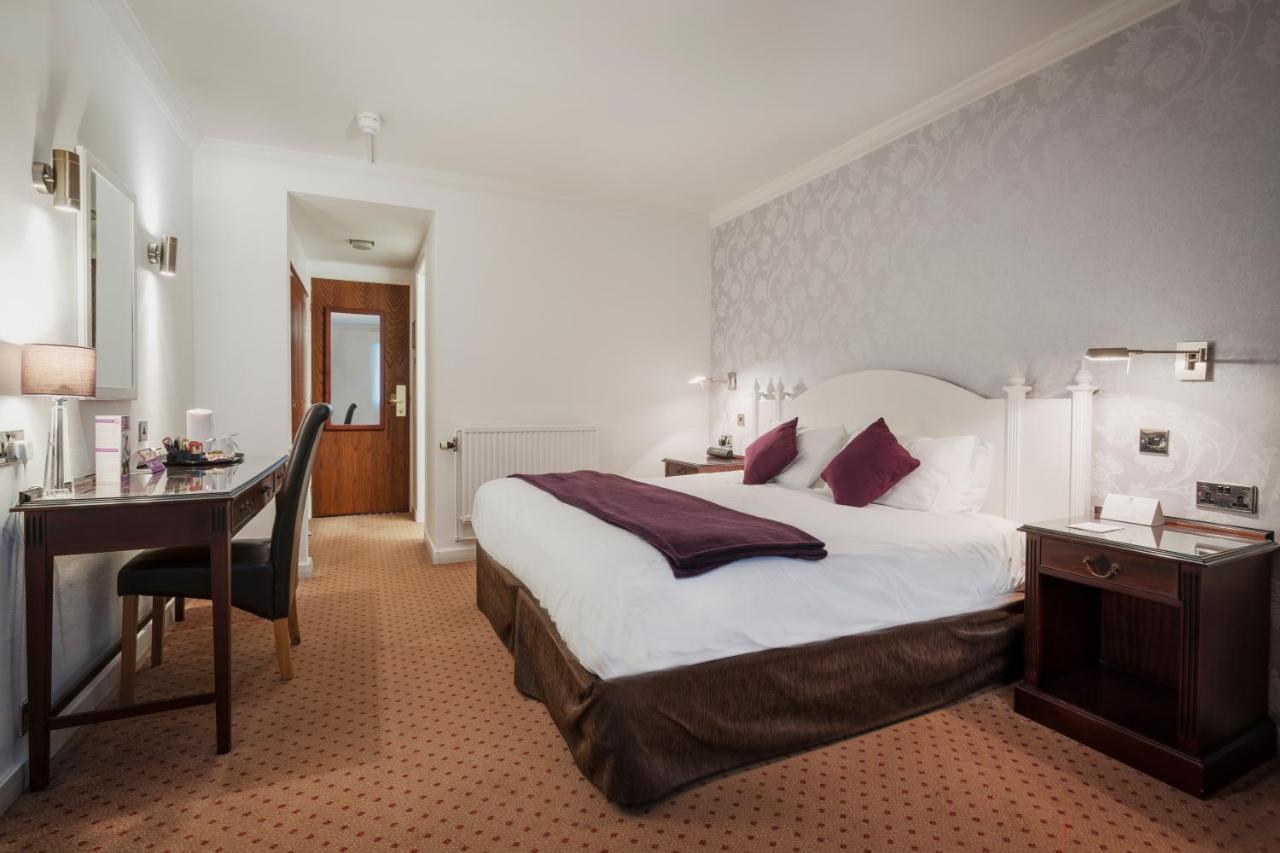 Burnley North Oaks Hotel And Leisure Club Екстер'єр фото